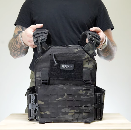 Plattenträger BRAVO in Multicam dunkel - bis SK4