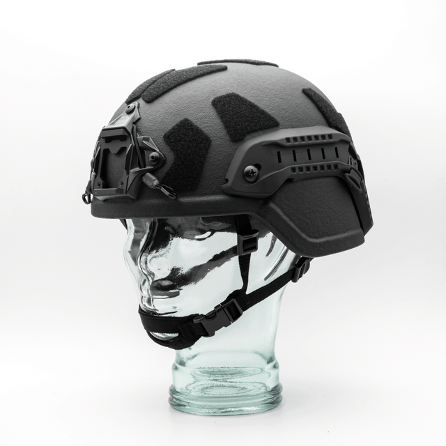 NIJ-IIIA MICH Helm + Rails in Schwarz (59-62cm)